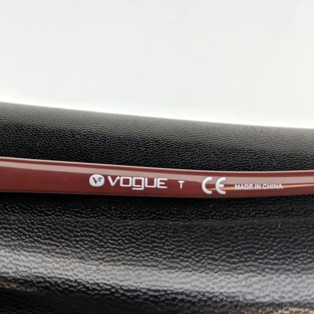 Vogue lens 50